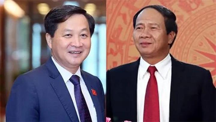 Quần dáng cong đang gây sốt với thiết kế độc đáo và tính ứng dụng cao, giúp tạo hiệu